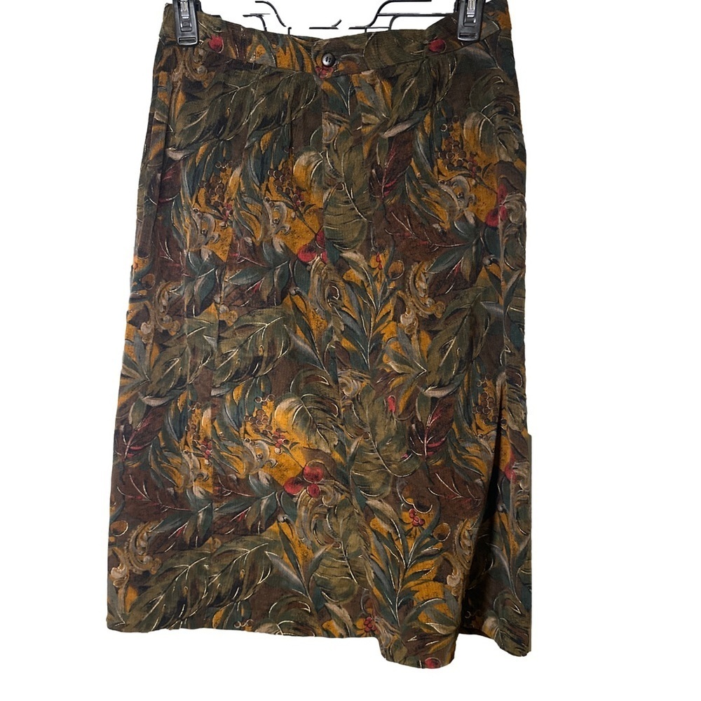 Size 2 /4 Vintage Berries and Leaves Corduroy Fabric Skirt
